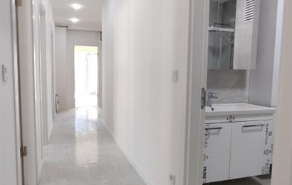 ERENKÖY DE KLİMALI GİYİNME ODALI HAVUZ GÖREN GÜNEY SIFIR 3+1