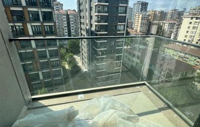 ERENKÖY DE BALKONLU KLİMALI ANKASTRE BEYAZ EŞYALI SIFIR 2+1