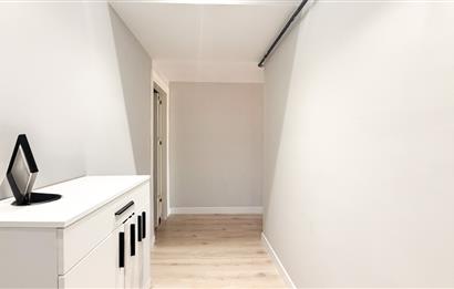 Karesi Aygören'de Satılık Eşyalı 1+1 Yerden Isıtmalı Daire