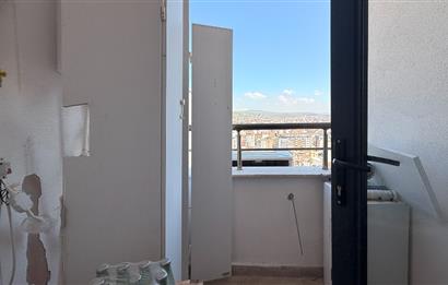 Karesi Aygören'de Satılık Eşyalı 1+1 Yerden Isıtmalı Daire