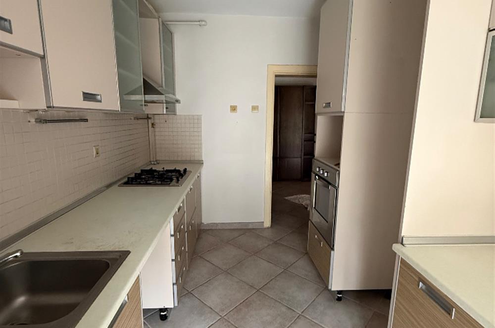 ORAN 2 PARSEL AÇIK HAVA SİTESİNDE BAHÇE KULLANIMLI KİRALIK 3+1 DAİRE