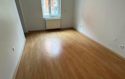 ORAN 2 PARSEL AÇIK HAVA SİTESİNDE BAHÇE KULLANIMLI KİRALIK 3+1 DAİRE