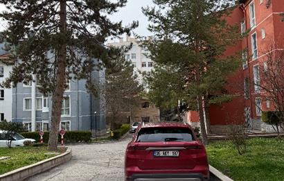 ORAN 2 PARSEL AÇIK HAVA SİTESİNDE BAHÇE KULLANIMLI KİRALIK 3+1 DAİRE