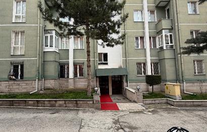 ORAN 2 PARSEL AÇIK HAVA SİTESİNDE BAHÇE KULLANIMLI KİRALIK 3+1 DAİRE