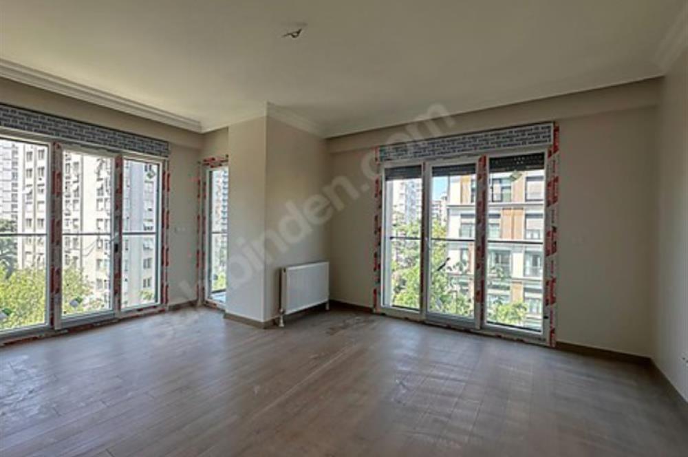 ERENKÖY DE BALKONLU KLİMALI ANKASTRE BEYAZ EŞYALI SIFIR 2+1