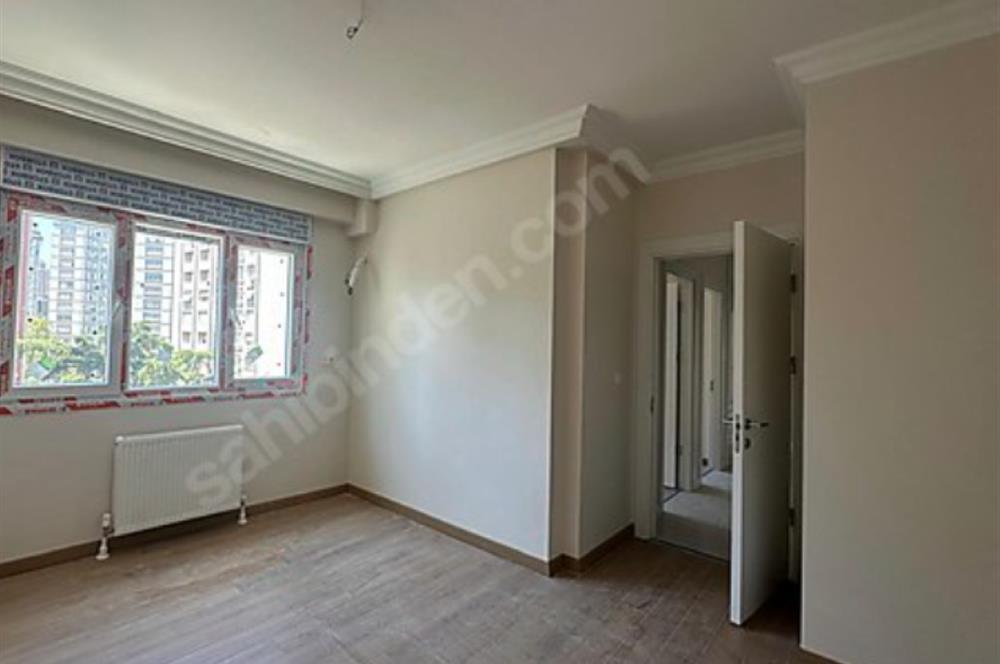 ERENKÖY DE BALKONLU KLİMALI ANKASTRE BEYAZ EŞYALI SIFIR 2+1