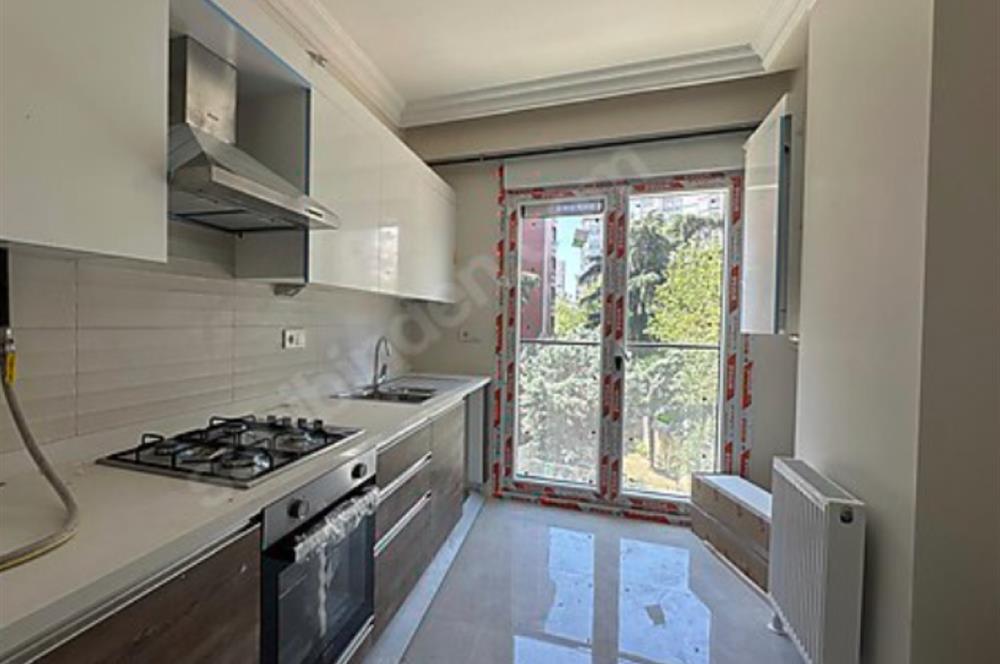 ERENKÖY DE BALKONLU KLİMALI ANKASTRE BEYAZ EŞYALI SIFIR 2+1