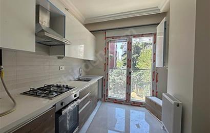 ERENKÖY DE BALKONLU KLİMALI ANKASTRE BEYAZ EŞYALI SIFIR 2+1