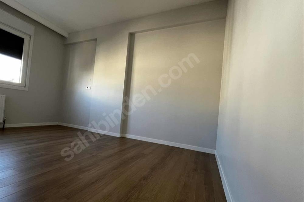 BOSTANCI DA SATILIK E5'E METROYA YAKIN BALKONLU SIFIR GÜNEY 3+1
