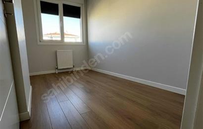 BOSTANCI DA SATILIK E5'E METROYA YAKIN BALKONLU SIFIR GÜNEY 3+1