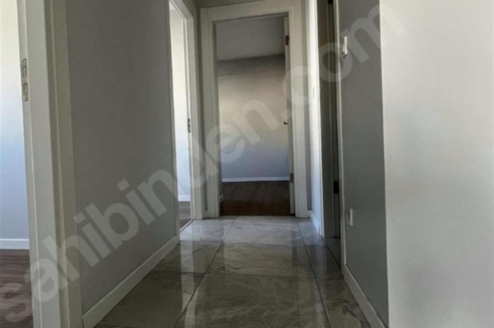 BOSTANCI DA SATILIK E5'E METROYA YAKIN BALKONLU SIFIR GÜNEY 3+1