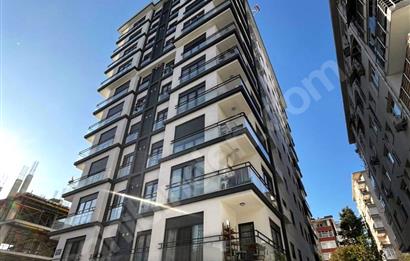 BOSTANCI DA SATILIK E5'E METROYA YAKIN BALKONLU SIFIR GÜNEY 3+1