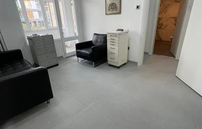 Bağdat Caddesi'nde 3+1, 130m² Geniş Otoparklı İş Yerine/Konuta