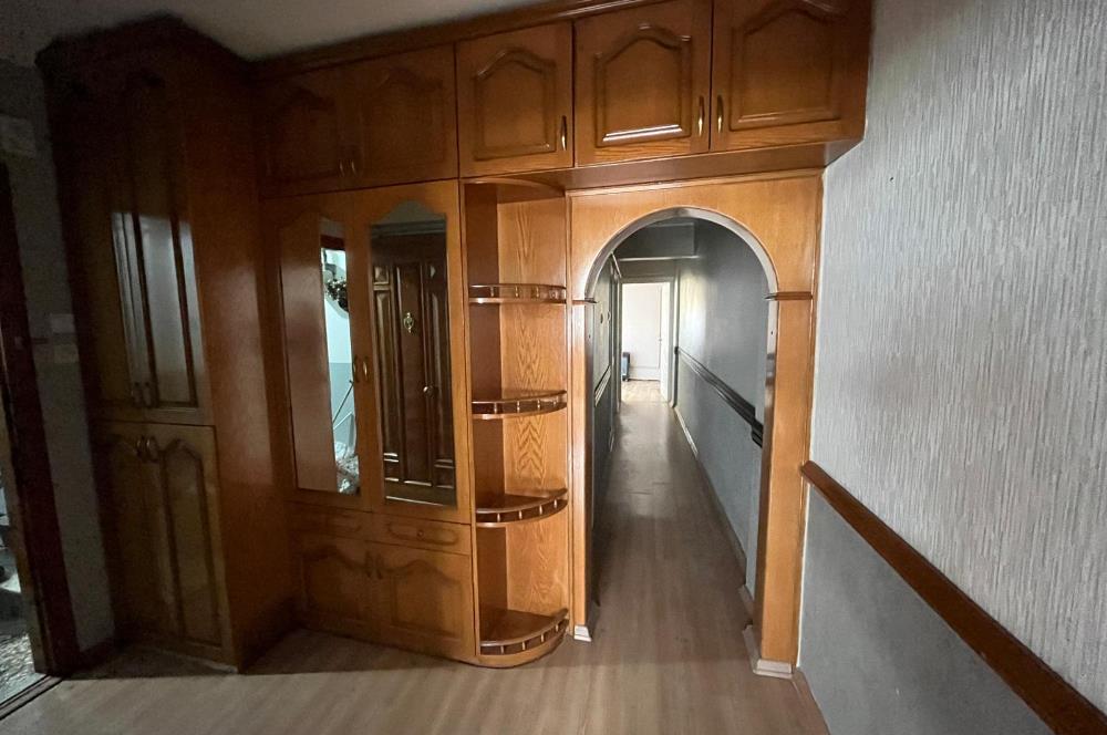 KADIKÖY HASANPAŞADA MERKEZİ VE NEZİH KONUMDA KİRALIK