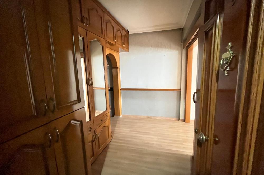 KADIKÖY HASANPAŞADA MERKEZİ VE NEZİH KONUMDA KİRALIK