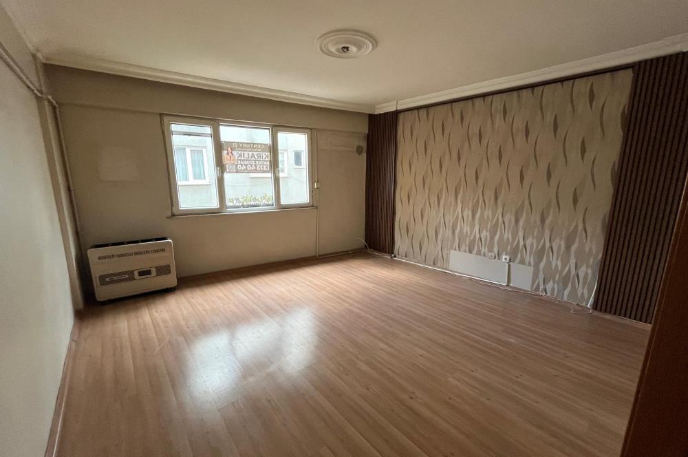 KADIKÖY HASANPAŞADA MERKEZİ VE NEZİH KONUMDA KİRALIK