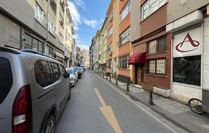 KADIKÖY HASANPAŞADA MERKEZİ VE NEZİH KONUMDA KİRALIK