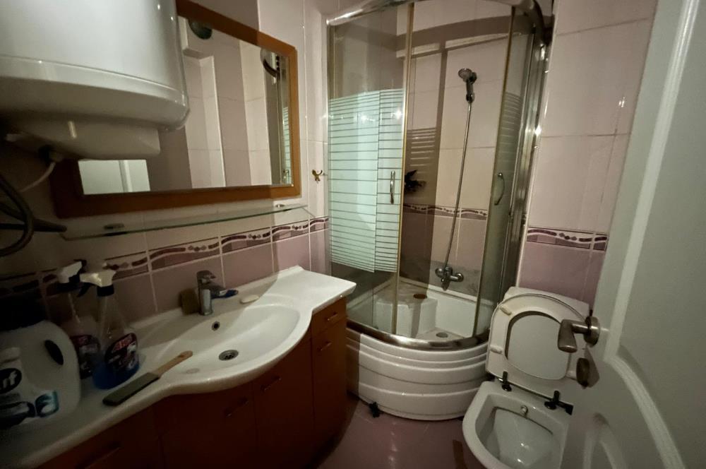 KADIKÖY HASANPAŞADA MERKEZİ VE NEZİH KONUMDA KİRALIK