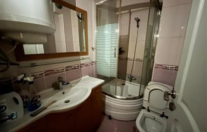 KADIKÖY HASANPAŞADA MERKEZİ VE NEZİH KONUMDA KİRALIK