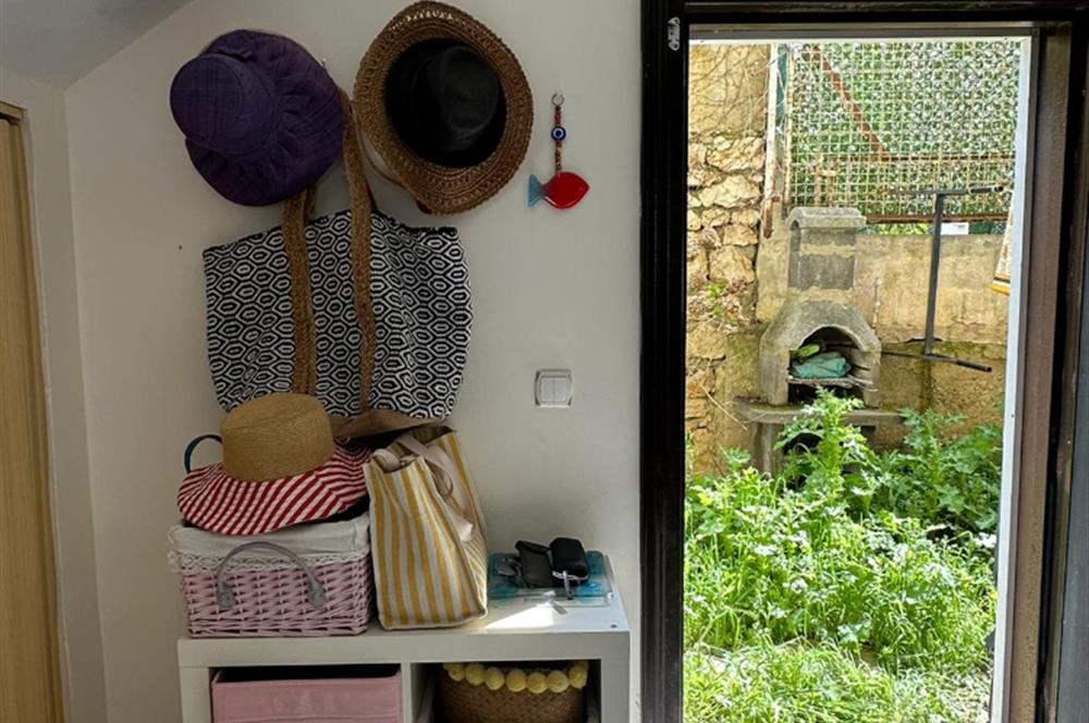 SELİMPAŞA SİTE İÇERİSNDE GENİŞ VE FERAH FULL EŞYALI