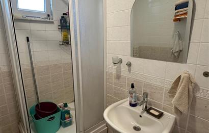 SELİMPAŞA SİTE İÇERİSNDE GENİŞ VE FERAH FULL EŞYALI