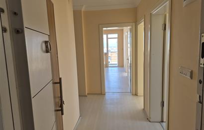 Altıeylül Yıldız Mahallesinde Kiralık 2+1 Merkezi Daire