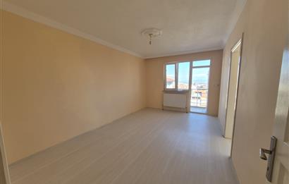 Altıeylül Yıldız Mahallesinde Kiralık 2+1 Merkezi Daire