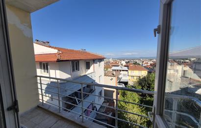 Altıeylül Yıldız Mahallesinde Kiralık 2+1 Merkezi Daire