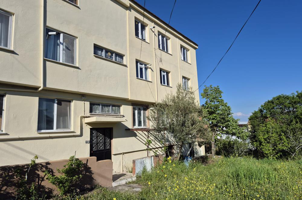 Altıeylül Yıldız Mahallesinde Kiralık 2+1 Merkezi Daire