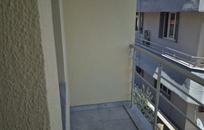 Altıeylül Yıldız Mahallesinde Kiralık 2+1 Merkezi Daire