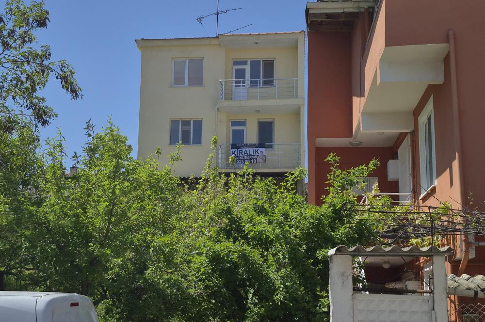 Altıeylül Yıldız Mahallesinde Kiralık 2+1 Merkezi Daire