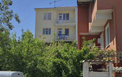 Altıeylül Yıldız Mahallesinde Kiralık 2+1 Merkezi Daire