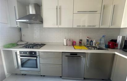 Bostancı Sahile Yakın | Yalı Sokak’ta 2+1 | 9. Kat Ferah Kiralık Daire