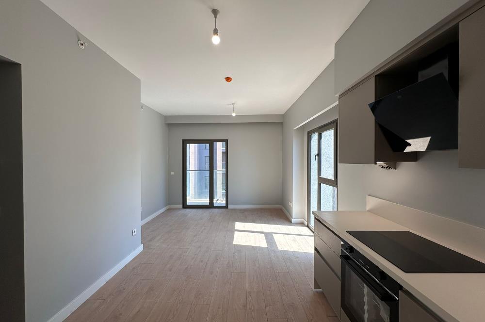 C21 ROOF'DAN YENİ FİKİRTEPE 16. ETAP B BLOK 1+1 KİRALIK