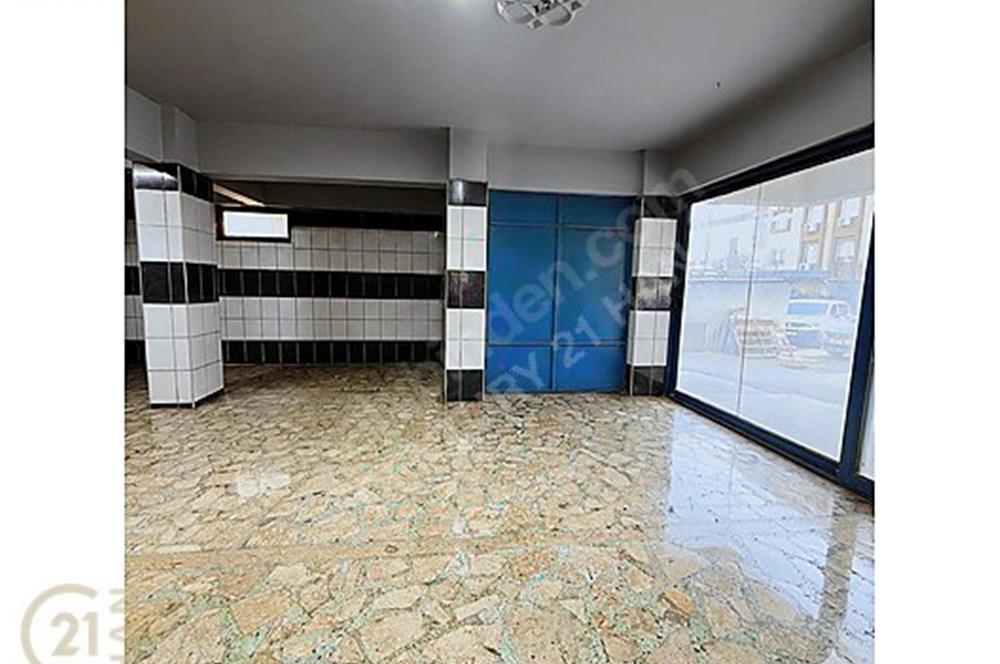 Antalya Dokuma'da Satılık Köşe Başı Dükkan CADDE CEPHELİ