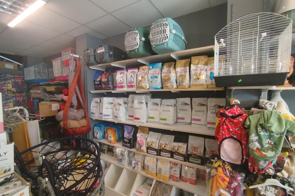 MALTEPE DEVREN KİRALIK PETSHOP + PET KUAFÖR