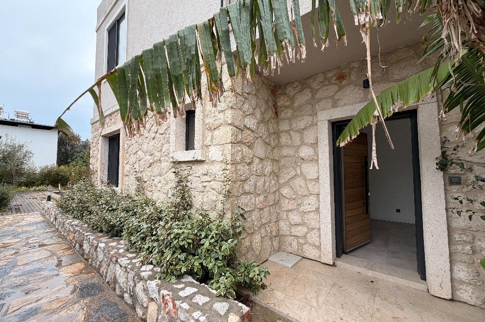 Yalıçiftlik Butik Site İçerisinde Bahçeli Kiralık 3+1 Daire