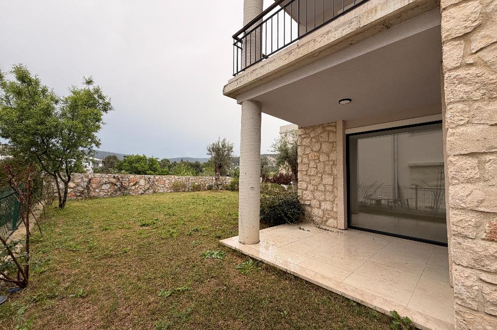 Yalıçiftlik Butik Site İçerisinde Bahçeli Kiralık 3+1 Daire