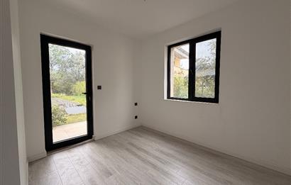 Yalıçiftlik Butik Site İçerisinde Bahçeli Kiralık 3+1 Daire