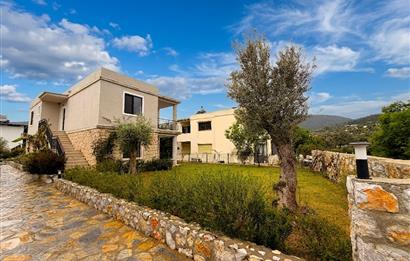 Yalıçiftlik Butik Site İçerisinde Bahçeli Kiralık 3+1 Daire