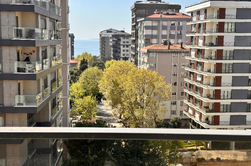 Ethem Efendi Caddesi Satılık 3+1 Özel Ada Mutfaklı Balkonlu