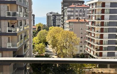 Ethem Efendi Caddesi Satılık 3+1 Özel Ada Mutfaklı Balkonlu