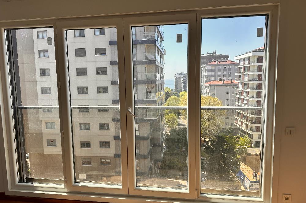 Ethem Efendi Caddesi Satılık 3+1 Özel Ada Mutfaklı Balkonlu