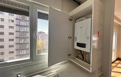 Ethem Efendi Caddesi Satılık 3+1 Özel Ada Mutfaklı Balkonlu