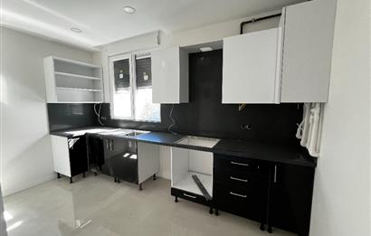 YEŞİLKÖY MERKEZ DE SIFIR BİNADA ARA KAT OTURUMA HAZIR 2+1 DAİRE