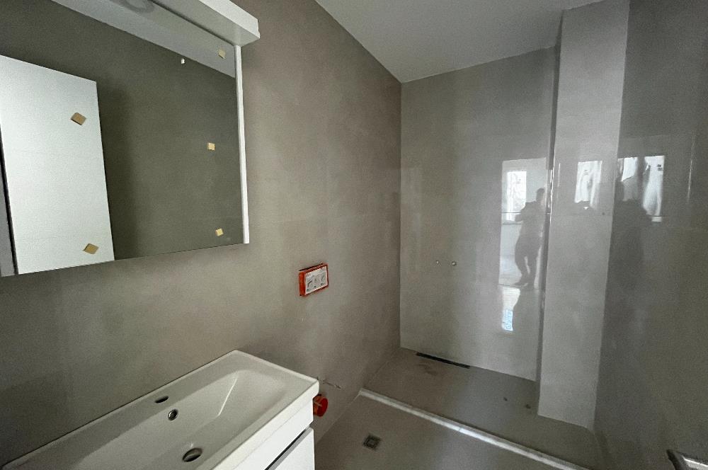 YEŞİLKÖY MERKEZ DE SIFIR BİNADA ARA KAT OTURUMA HAZIR 2+1 DAİRE