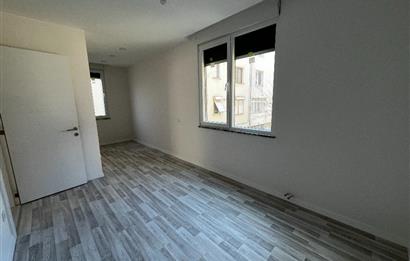 YEŞİLKÖY MERKEZ DE SIFIR BİNADA ARA KAT OTURUMA HAZIR 2+1 DAİRE