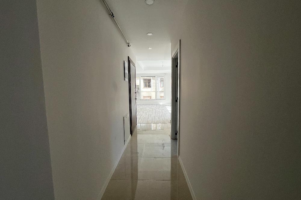 YEŞİLKÖY MERKEZ DE SIFIR BİNADA ARA KAT OTURUMA HAZIR 2+1 DAİRE