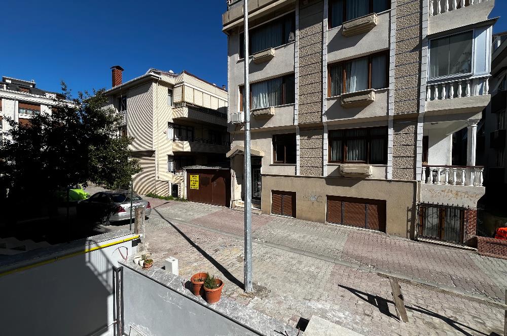 YEŞİLKÖY MERKEZ DE SIFIR BİNADA ARA KAT OTURUMA HAZIR 2+1 DAİRE