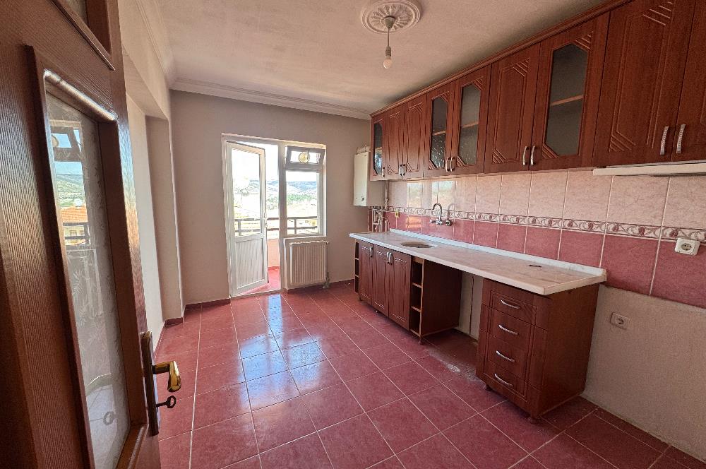 Şafak Mahallesi’nde Manzaralı Geniş 3+1 Kiralık